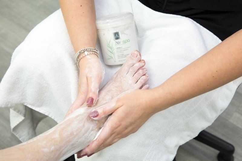 Mini Pedicure - 50 mins - edenbeautylisburn